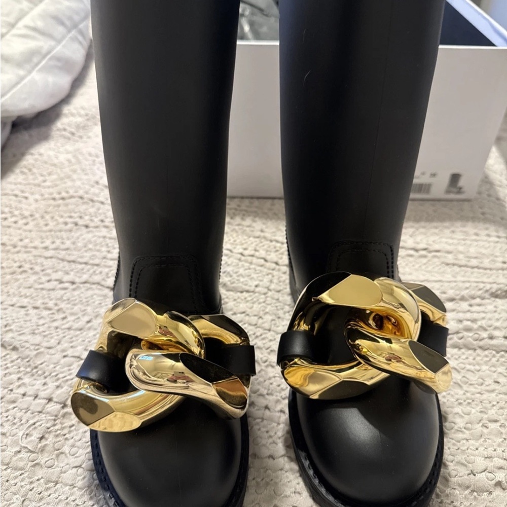 JW ANDERSON Black Rubber Rain Boots Gold Chain Detail